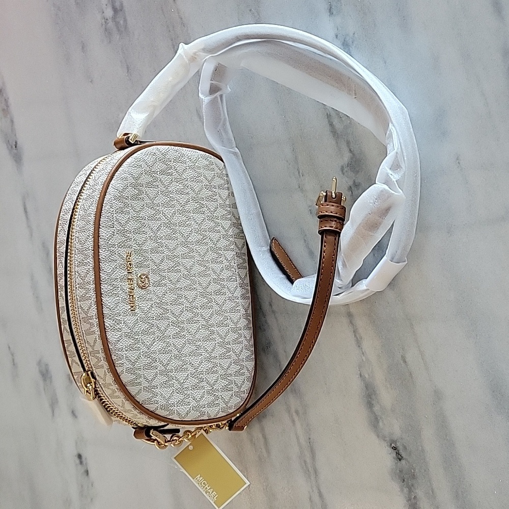 Michael Kors Jet Set Charm Crossbody - Vanilla
